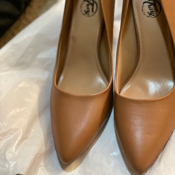 Brown Trary high heels 👠 - Picture 3 of 13